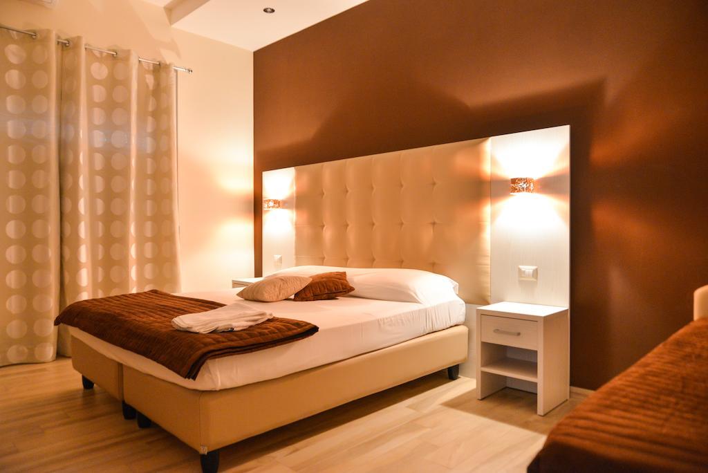 Your Rhome Rome Room photo